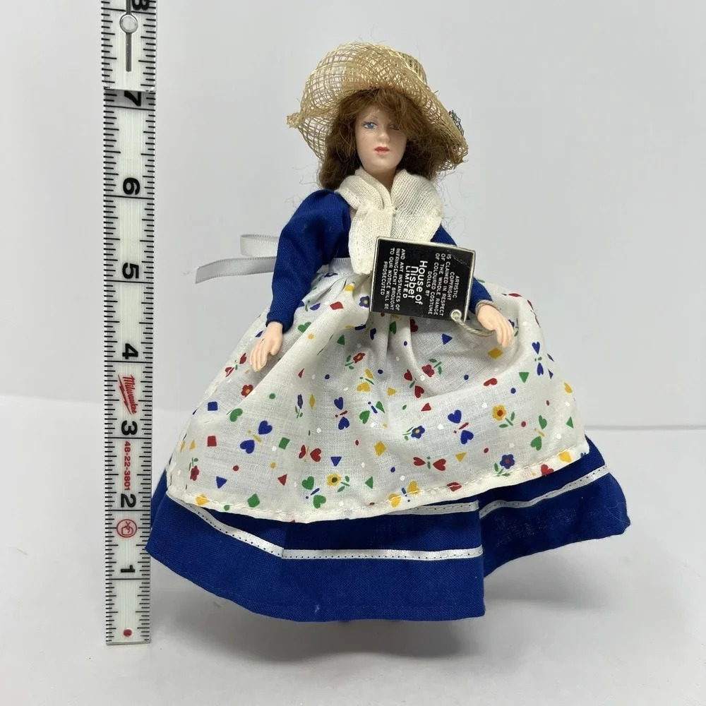 Collectors Costume Dolls Peggy Nisbet Bonnie B392 Cries of London Series